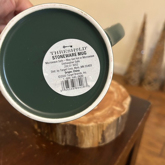 Threshold Christmas Coffee/Tea Cup Mug - Picture 4 of 6